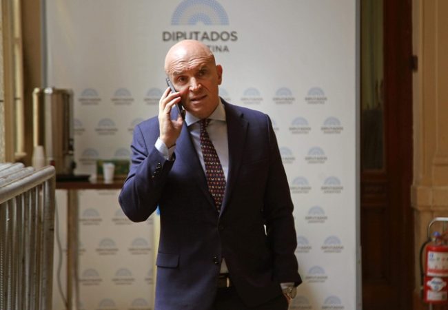 El narcoescándalo fulminó a Espert y Milei le soltó la mano